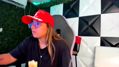 NIKO online show from June 8, 4:51 pm