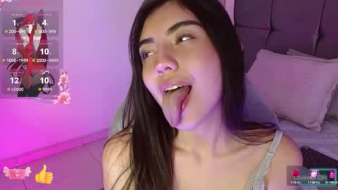 Snapshot of dream_wishx chatting on October 7, 9:23 pm dream_wishx online show from October 7, 9:23 pm