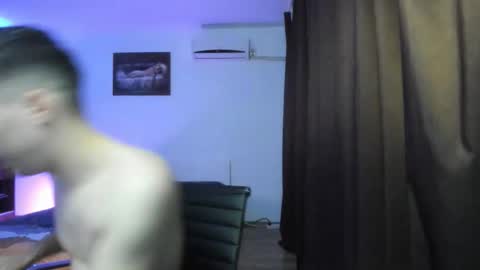 Johnny online show from April 19, 8:55 pm