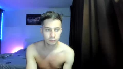 Snapshot of dreamboy240 chatting on May 31, 6:09 pm Johnny online show from May 31, 6:09 pm
