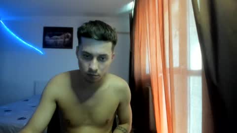 Snapshot of dreamboy240 chatting on July 30, 12:26 pm Johnny online show from July 30, 12:26 pm