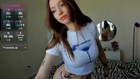  Hello im Eva  online show from April 22, 1:23 pm