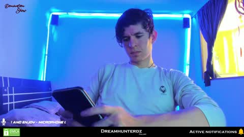 Snapshot of dreamhunterdz chatting on January 20, 7:35 pm Your lord. - ONLINE  1500 Pm to 2100 Pm - New York Hour online show from January 20, 7:35 pm