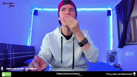 Snapshot of dreamhunterdz chatting on January 27, 10:06 pm Your lord. - ONLINE  1500 Pm to 2100 Pm - New York Hour online show from January 27, 10:06 pm