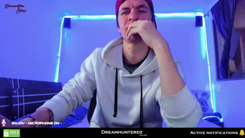 Snapshot of dreamhunterdz chatting on February 8, 10:40 pm Your lord. - ONLINE  1500 Pm to 2100 Pm - New York Hour online show from February 8, 10:40 pm