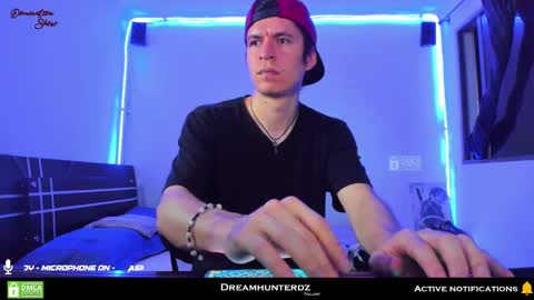 Snapshot of dreamhunterdz chatting on February 13, 11:47 pm Your lord. - ONLINE  1500 Pm to 2100 Pm - New York Hour online show from February 13, 11:47 pm