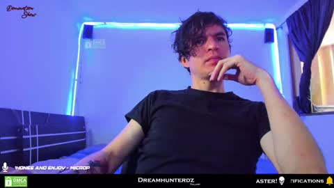 Snapshot of dreamhunterdz chatting on February 16, 7:27 pm Your lord. - ONLINE  1500 Pm to 2100 Pm - New York Hour online show from February 16, 7:27 pm