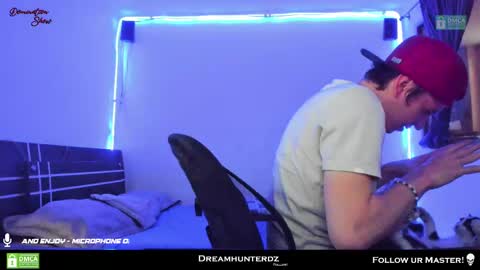 Snapshot of dreamhunterdz chatting on February 17, 10:14 pm Your lord. - ONLINE  1500 Pm to 2100 Pm - New York Hour online show from February 17, 10:14 pm