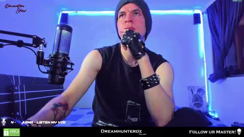 Snapshot of dreamhunterdz chatting on March 7, 10:43 pm Your lord. - ONLINE  1500 Pm to 2100 Pm - New York Hour online show from March 7, 10:43 pm