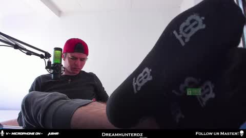 Snapshot of dreamhunterdz chatting on September 25, 8:12 pm Your lord. - ONLINE  1500 Pm to 2100 Pm - New York Hour online show from September 25, 8:12 pm