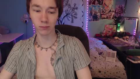 Yukichi online show from October 14, 7:03 pm