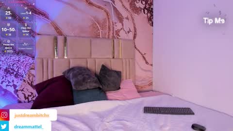 Dream Matell online show from October 25, 4:09 am