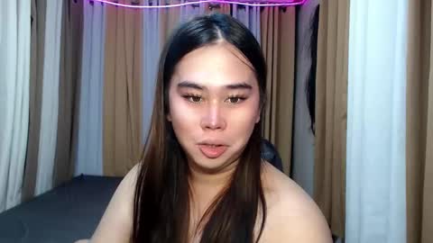 Stacy DONT FORGET TO FOLLOW ME AND THUMBS UP my wife samgrg2 online show from September 19, 6:41 pm