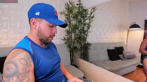 cris online show from December 2, 3:04 am