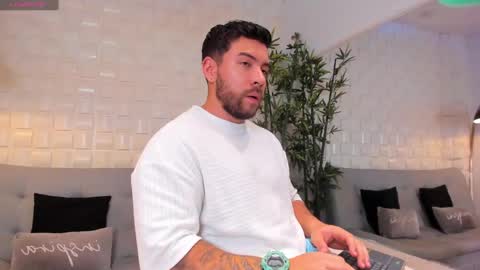 cris online show from December 7, 4:20 am