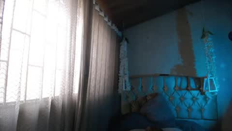 Snapshot of dreams_sophi chatting on May 7, 8:47 pm Sophia online show from May 7, 8:47 pm