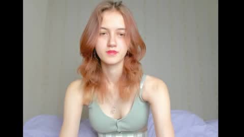 dreamy_pollyyy online show from October 1, 3:34 am