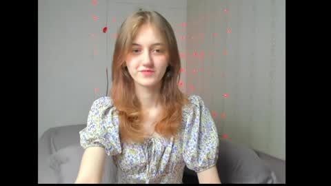 Snapshot of dreamy_pollyyy chatting on April 19, 4:17 pm dreamy_pollyyy online show from April 19, 4:17 pm