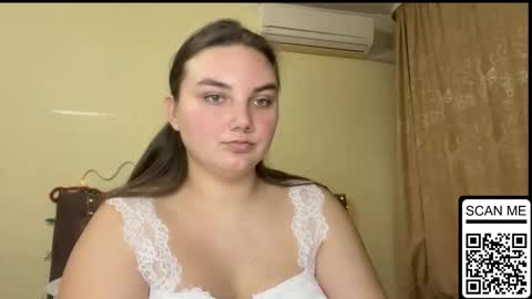 Mila online show from November 22, 5:01 pm