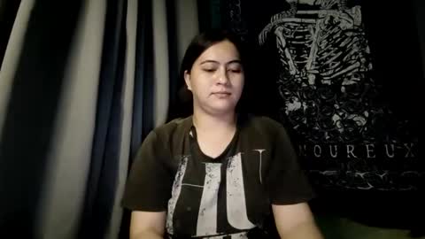 Snapshot of dreamycreamyst chatting on January 17, 3:34 am dreamycreamyst online show from January 17, 3:34 am