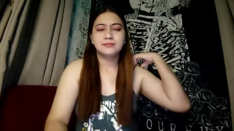 Snapshot of dreamycreamyst chatting on March 10, 10:55 pm dreamycreamyst online show from March 10, 10:55 pm