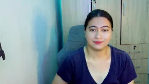 dreamycreamyst online show from July 8, 4:17 am