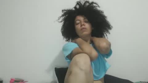 DreamyLatina online show from March 10, 1:32 am