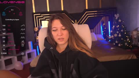 Lina online show from December 30, 10:32 am