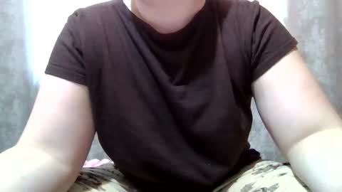 Snapshot of dreamylunax chatting on February 21, 8:04 am DreamyLunax online show from February 21, 8:04 am