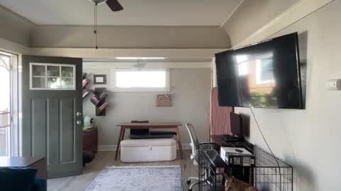 RIRI OR DREAMY online show from November 23, 5:24 pm