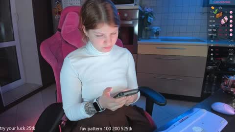 my name is Lia online show from December 2, 7:05 pm