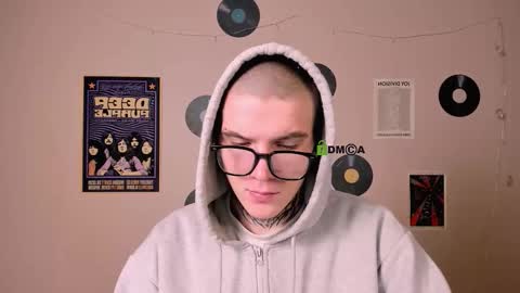 Snapshot of drew_soft_ chatting on December 2, 7:42 pm drew_soft_ online show from December 2, 7:42 pm