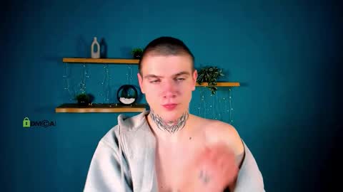 Snapshot of drew_soft_ chatting on December 13, 7:53 pm drew_soft_ online show from December 13, 7:53 pm