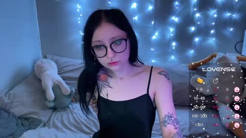 Tara  Sonny online show from January 1, 7:10 pm