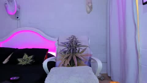 drippyorlove online show from October 27, 7:51 pm