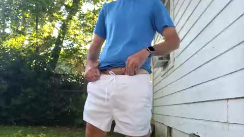 Snapshot of drmbigg chatting on June 16, 10:12 pm Hello Hope you enjoy what you see. I love attention in dirty talk and tips thickcock edging precum dirtyTalk C2C online show from June 16, 10:12 pm