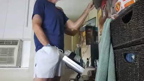 Snapshot of drmbigg chatting on July 8, 10:42 am Hello Hope you enjoy what you see. I love attention in dirty talk and tips thickcock edging precum dirtyTalk C2C online show from July 8, 10:42 am