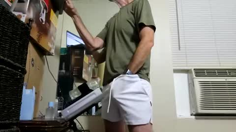 Snapshot of drmbigg chatting on July 10, 7:56 am Hello Hope you enjoy what you see. I love attention in dirty talk and tips thickcock edging precum dirtyTalk C2C online show from July 10, 7:56 am