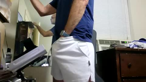 Snapshot of drmbigg chatting on July 19, 4:05 am Hello Hope you enjoy what you see. I love attention in dirty talk and tips thickcock edging precum dirtyTalk C2C online show from July 19, 4:05 am