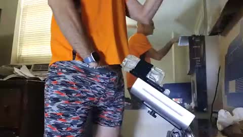 Snapshot of drmbigg chatting on August 3, 3:49 pm Hello Hope you enjoy what you see. I love attention in dirty talk and tips thickcock edging precum dirtyTalk C2C online show from August 3, 3:49 pm