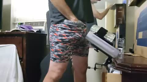 Snapshot of drmbigg chatting on August 6, 1:02 pm Hello Hope you enjoy what you see. I love attention in dirty talk and tips thickcock edging precum dirtyTalk C2C online show from August 6, 1:02 pm