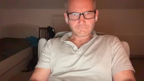 Nick online show from November 20, 12:00 am