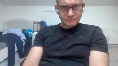 Nick online show from December 3, 9:29 am