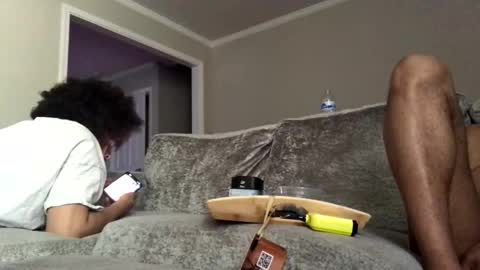 2xTheTrouble online show from April 22, 4:30 pm