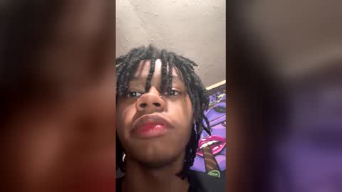 Snapshot of droddick chatting on March 16, 1:11 am droddick online show from March 16, 1:11 am