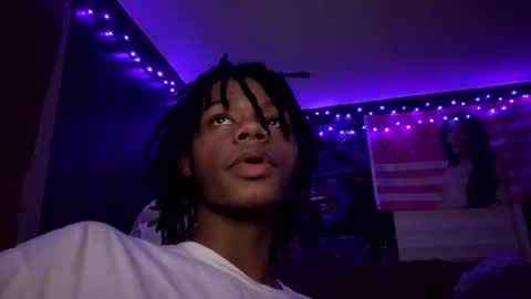 Snapshot of droddick chatting on March 22, 3:54 am droddick online show from March 22, 3:54 am