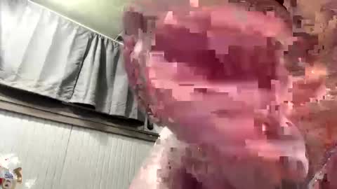 Snapshot of droppingloads82 chatting on March 7, 7:30 am droppingloads82 online show from March 7, 7:30 am