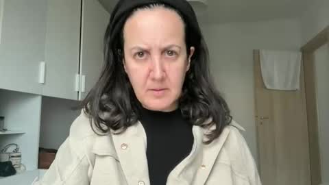 Dr. Resa online show from February 15, 10:36 am