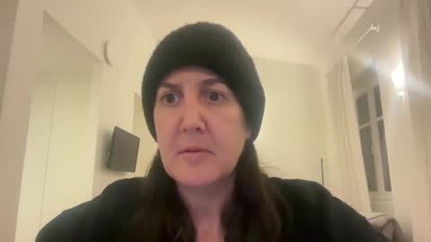 Dr. Resa online show from March 12, 6:36 pm