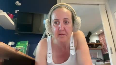 Dr. Resa online show from April 1, 1:41 pm